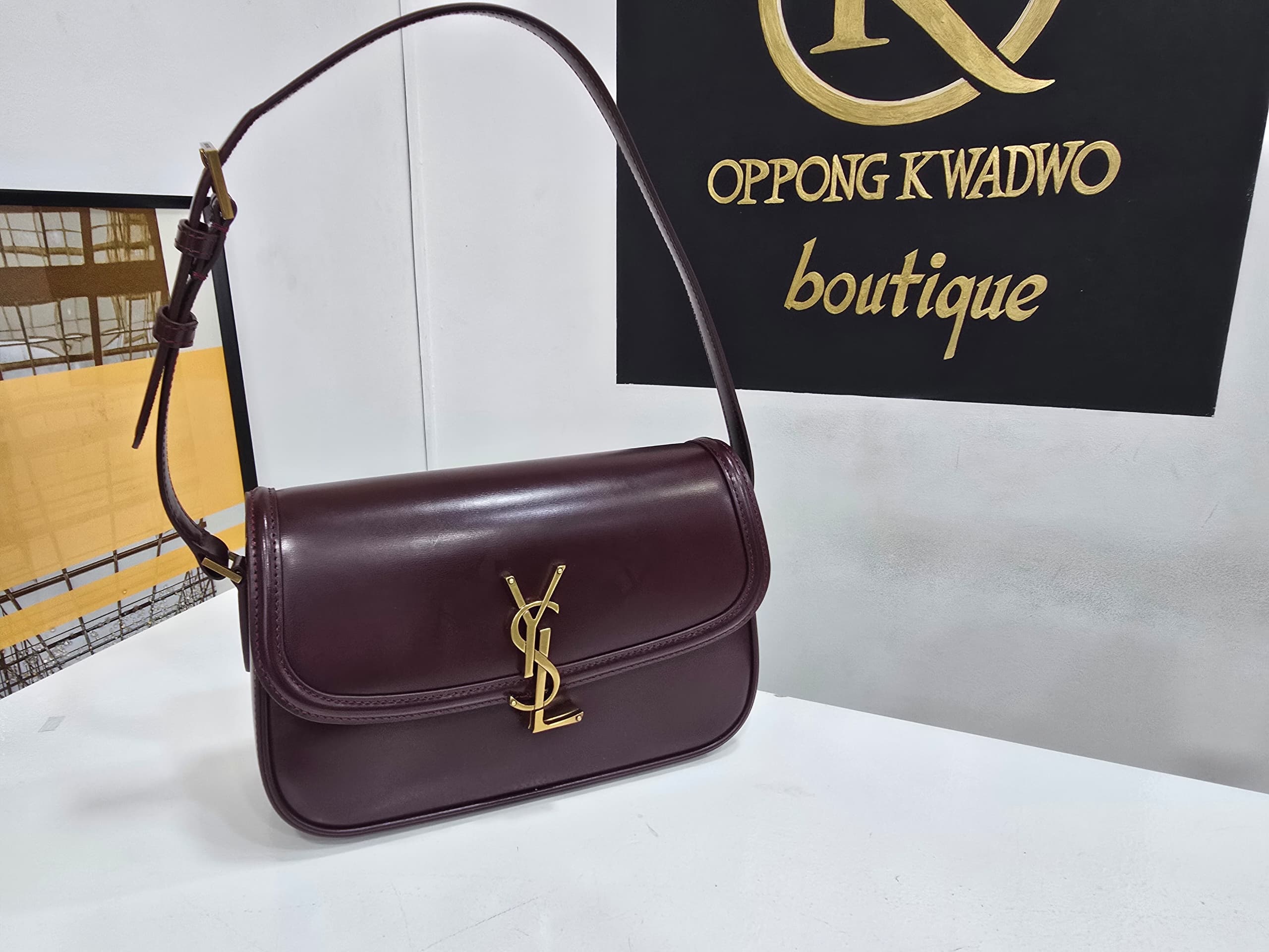 LOUIS VUITTON
